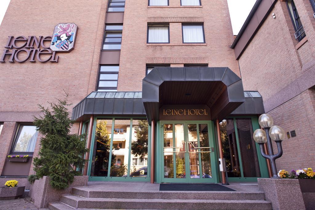 Leine Hotel Pattensen Extérieur photo