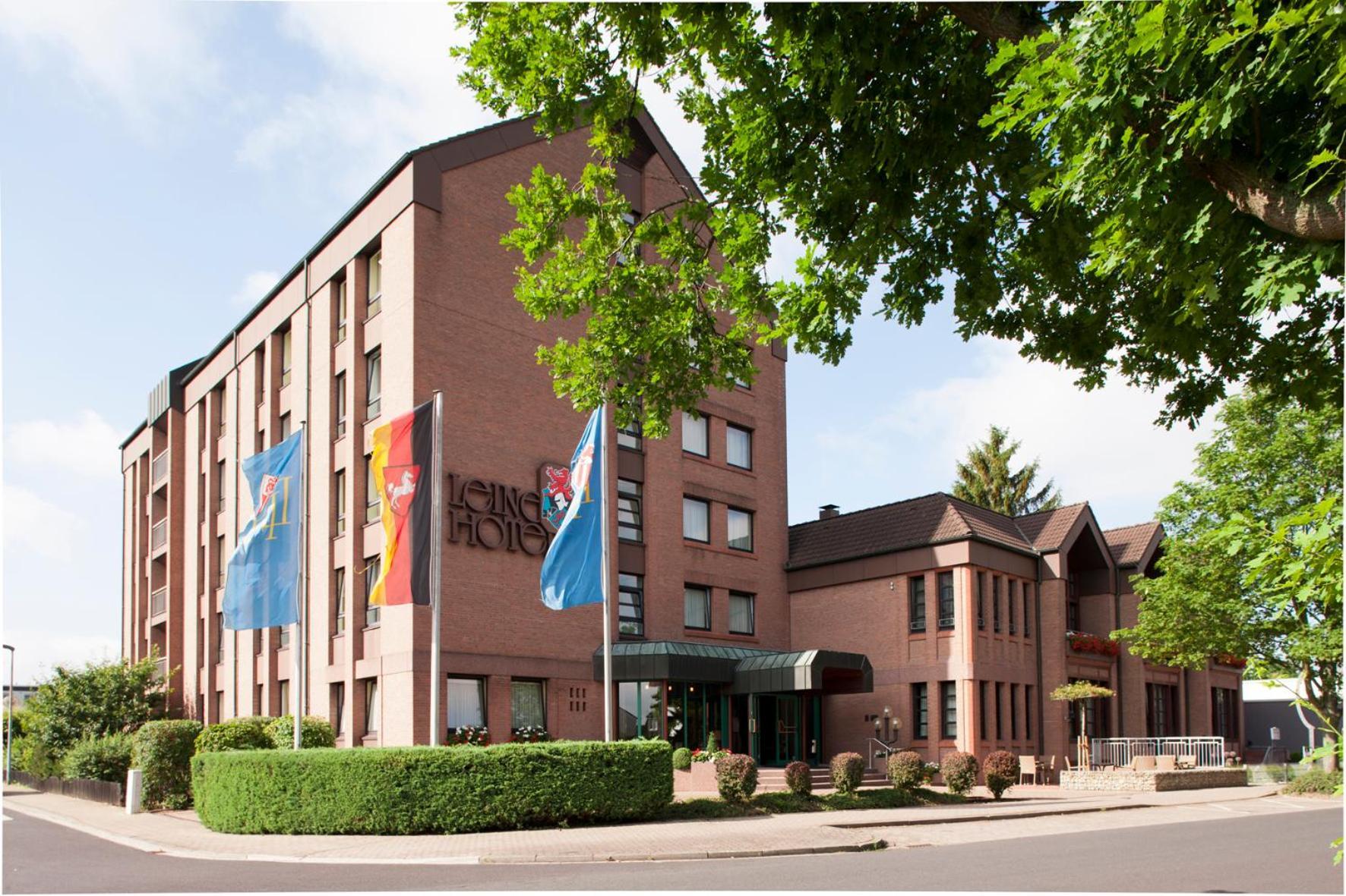 Leine Hotel Pattensen Extérieur photo